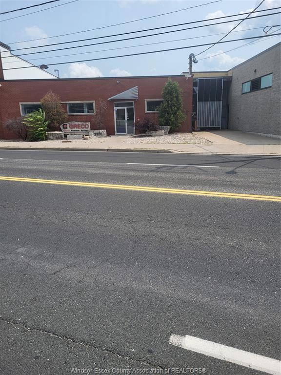 MLS# 26017868: 3255 WYANDOTTE Street, Windsor, Canada