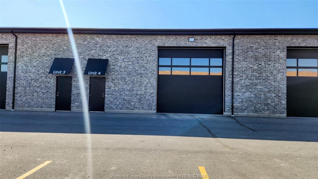 MLS# 26017891: 2110 FASAN  Unit# 4, Oldcastle, Canada
