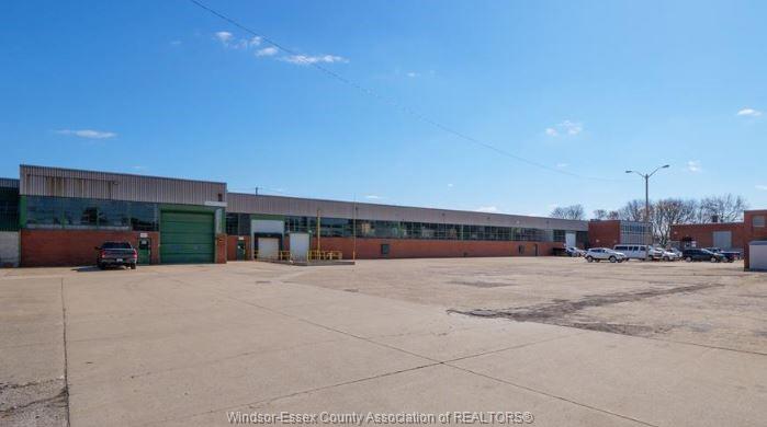 MLS# 26018160: 370 ERIE Street Unit# 3, Windsor, Canada