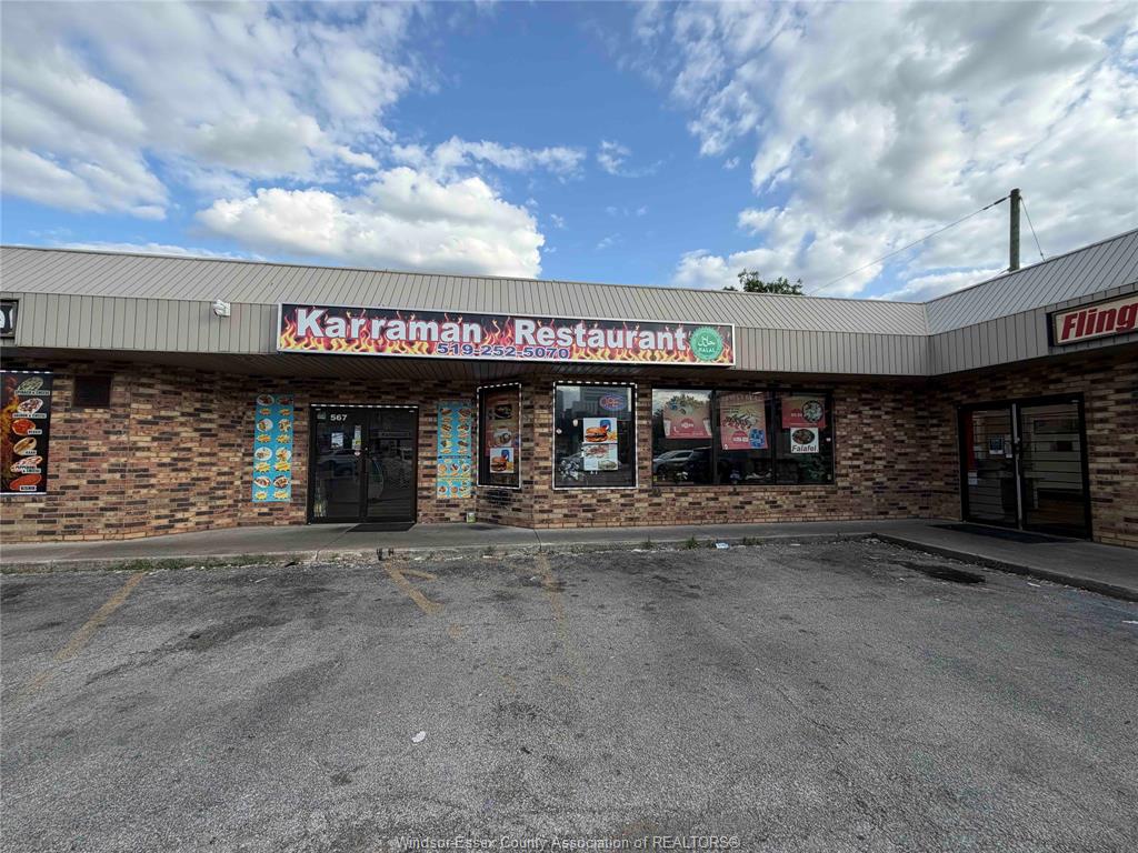 MLS# 26018168: 567 WYANDOTTE Street, Windsor, Canada