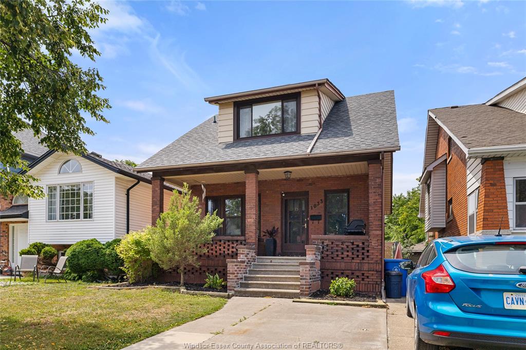 MLS# 26018200: 1033 CHURCH Street, Windsor, Canada