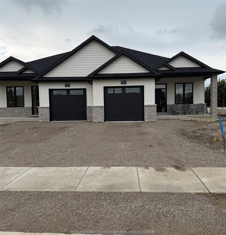 MLS# 26018259: 104 MICHELLE Drive, Kingsville, Canada
