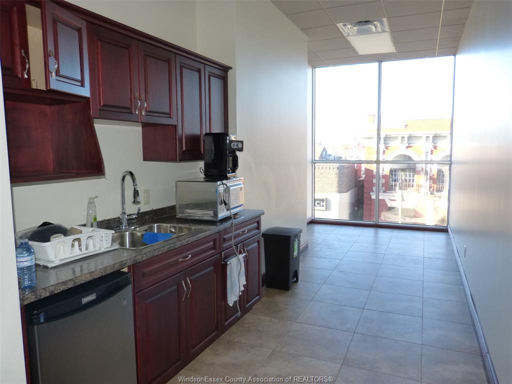 MLS# 26018315: 22 TALBOT WEST  Unit# 2ND LEVEL, Leamington, Canada