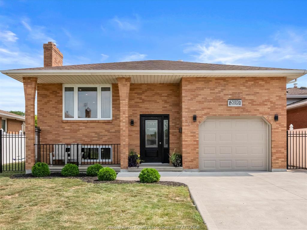 MLS# 26018701: 3016 Princess, Windsor, Canada