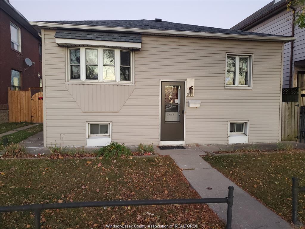 MLS# 26018737: 946 HOWARD Avenue Unit# 1&2, Windsor, Canada