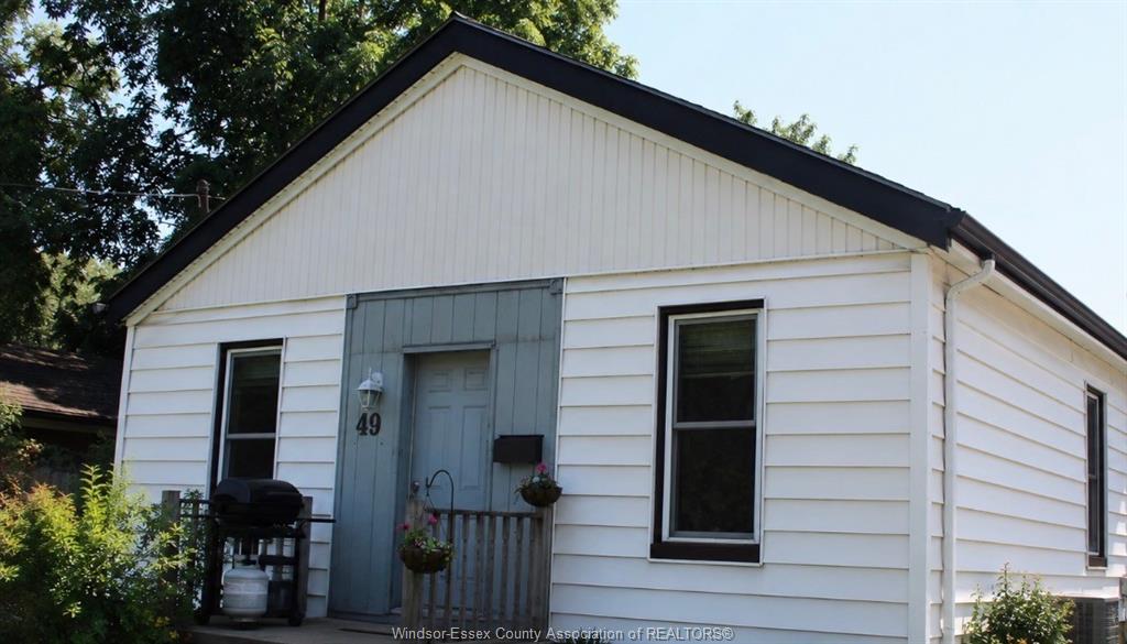 MLS# 26018769: 49 KENNEDY, Brantford, Canada