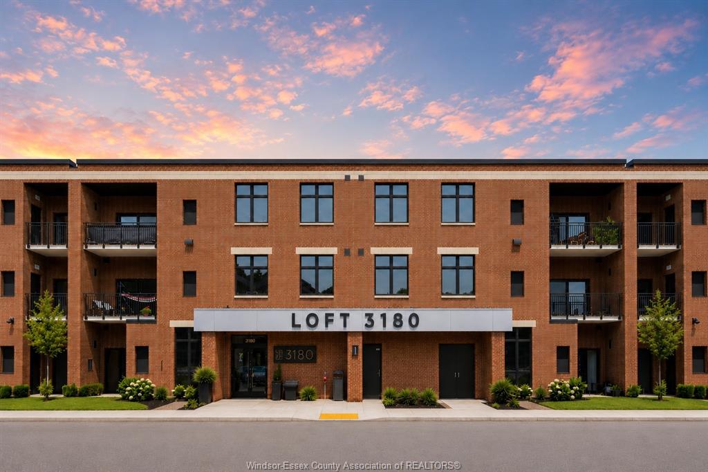 MLS# 26018780: 3180 MEADOWBROOK Lane Unit# 317, Windsor, Canada