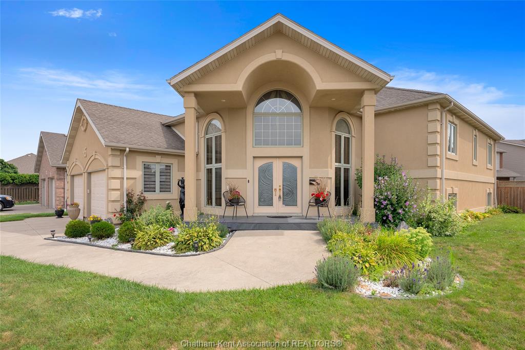 MLS# 26018836: 45 MORNING GLORY Lane, Chatham, Canada