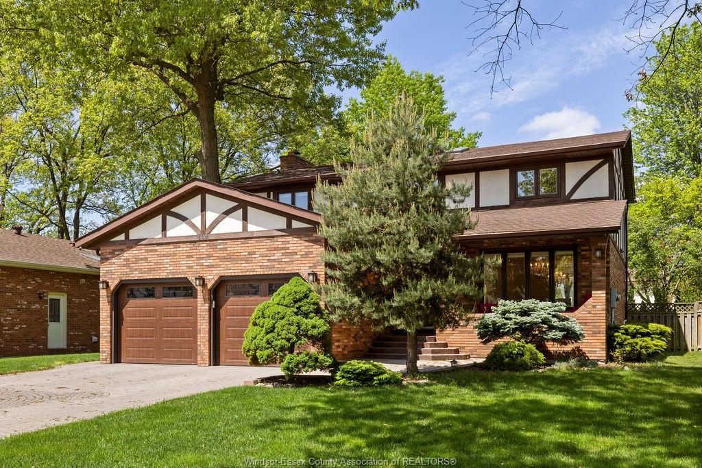 MLS# 26018789: 534 MICHAEL Crescent, LaSalle, Canada