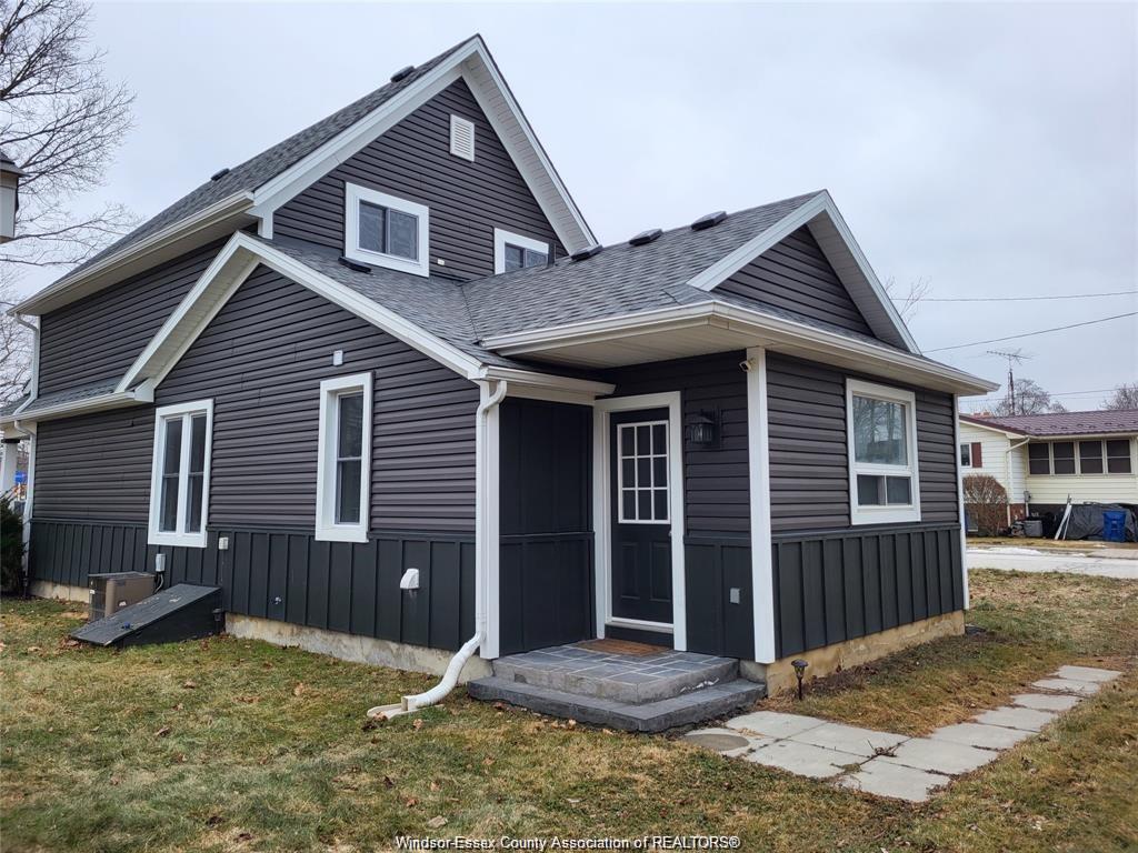 MLS# 26018883: 21 ALICE Street, Thamesville, Canada