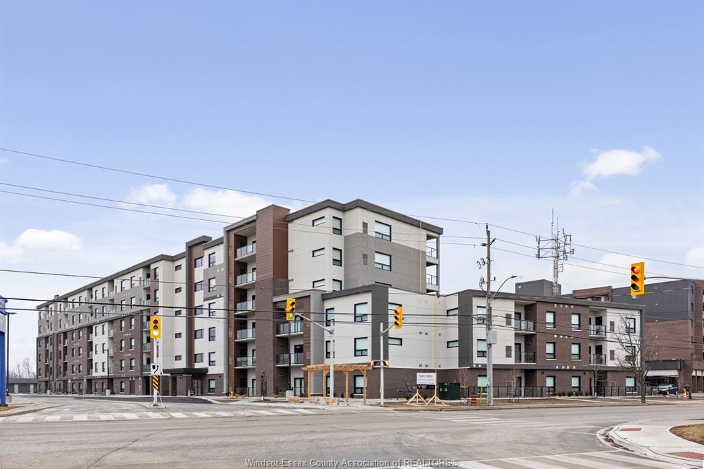 MLS# 26018912: 11870 TECUMSEH Road Unit# 110, Tecumseh, Canada