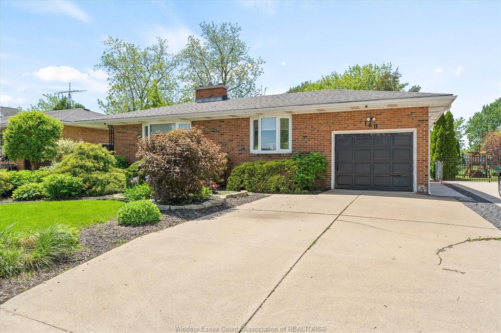 MLS# 26018917: 140 VICTORIA Street, Amherstburg, Canada