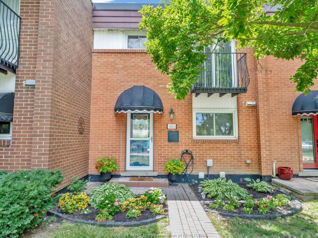 MLS# 26018996: 1805 EAST GATE ESTATES, Windsor, Canada