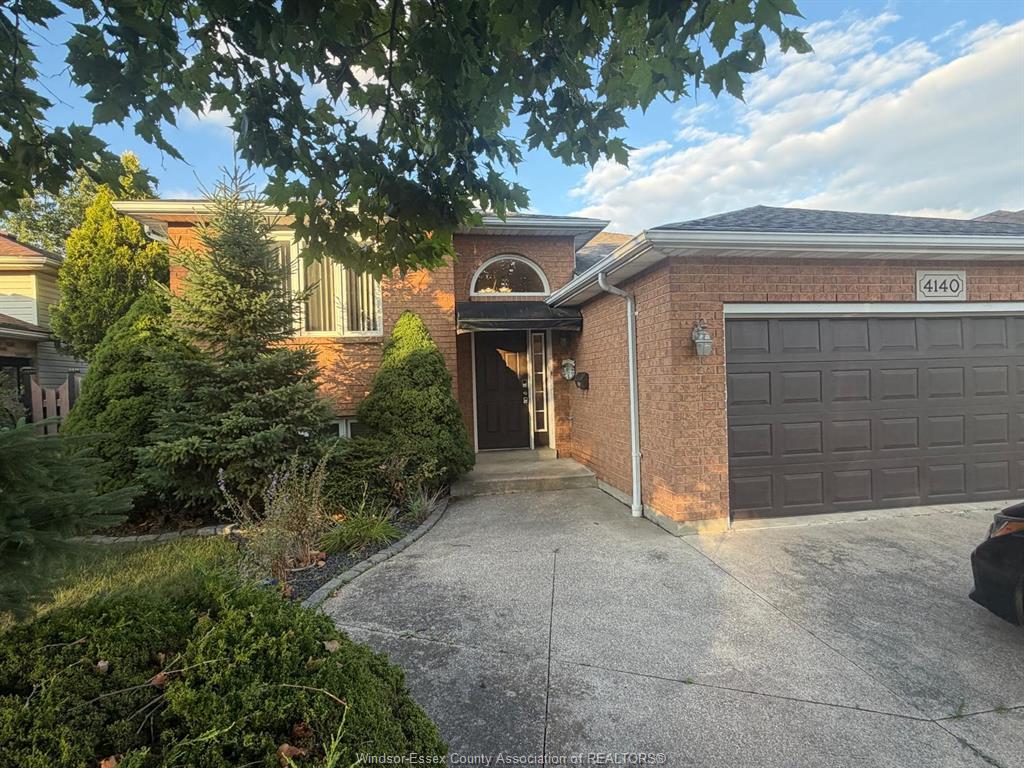 MLS# 26018999: 4140 BETTS, LaSalle, Canada