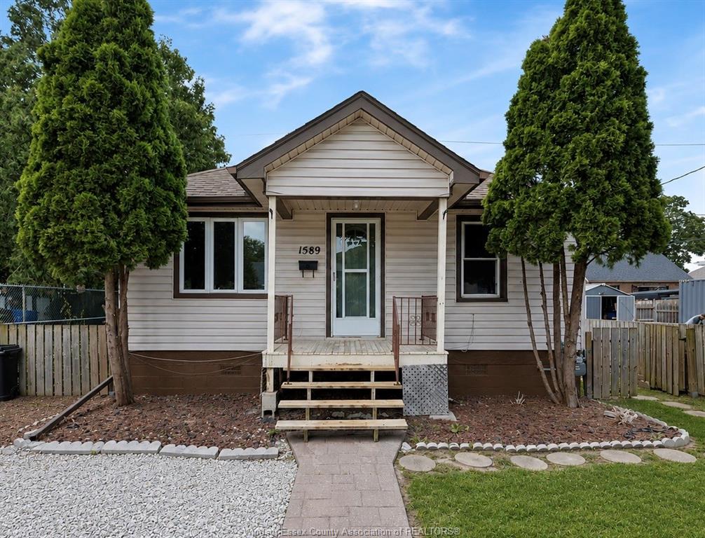 MLS# 26019007: 1589 DROUILLARD, Windsor, Canada