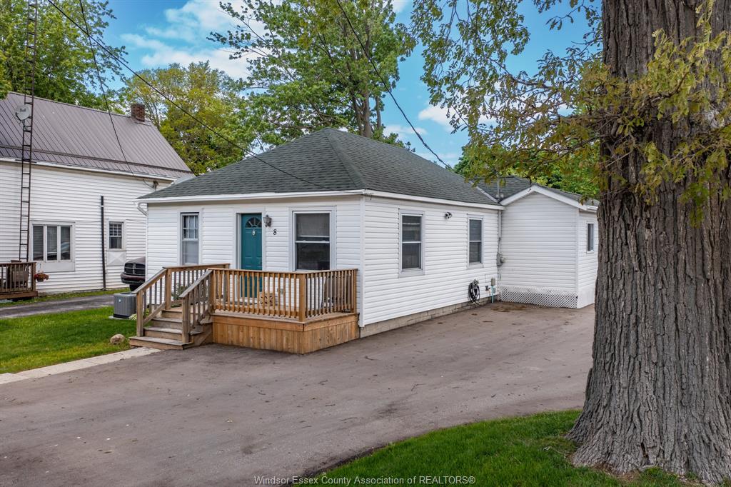 MLS# 26018984: 8 SARAH Street, Thamesville, Canada