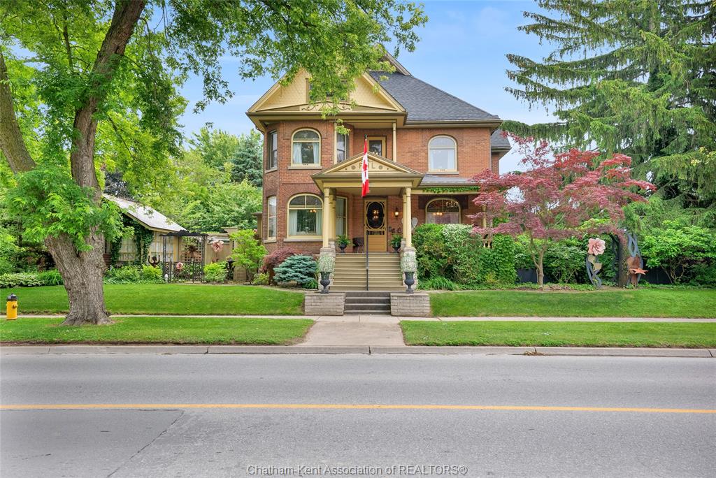 MLS# 26019002: 603 NORTH Street, Dresden, Canada