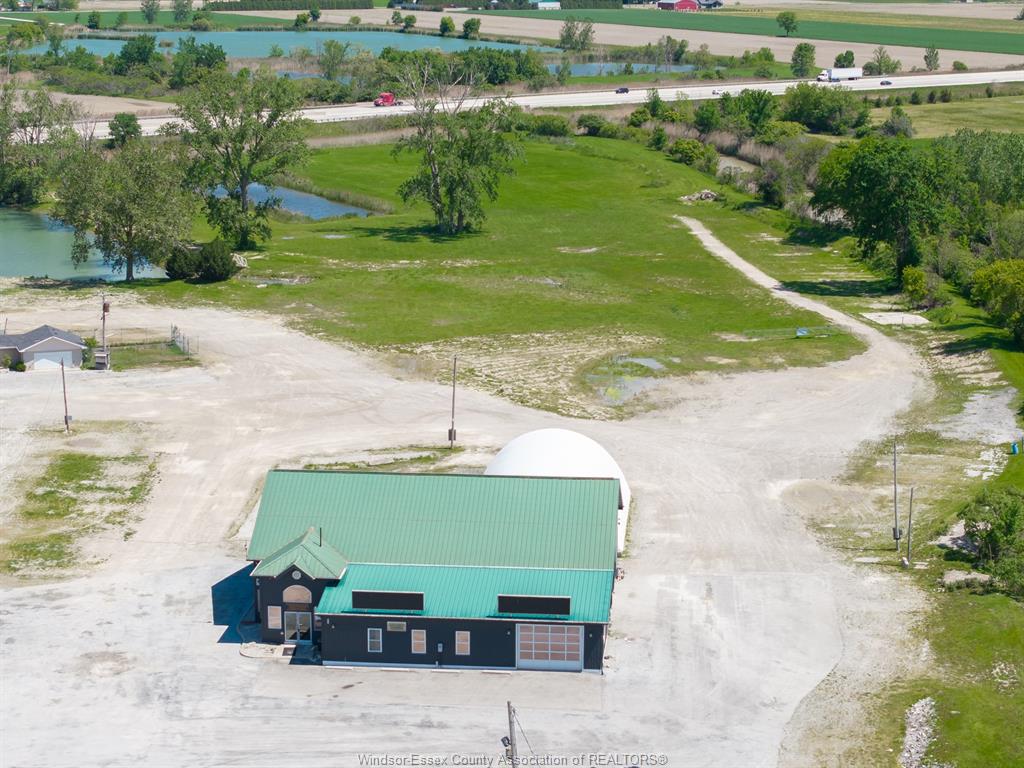 MLS# 26019090: 20600 COUNTY RD 42, Tilbury North, Canada