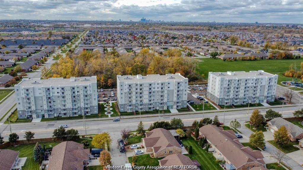 MLS# 26019159: 1675 BANWELL  Unit# 309, Windsor, Canada