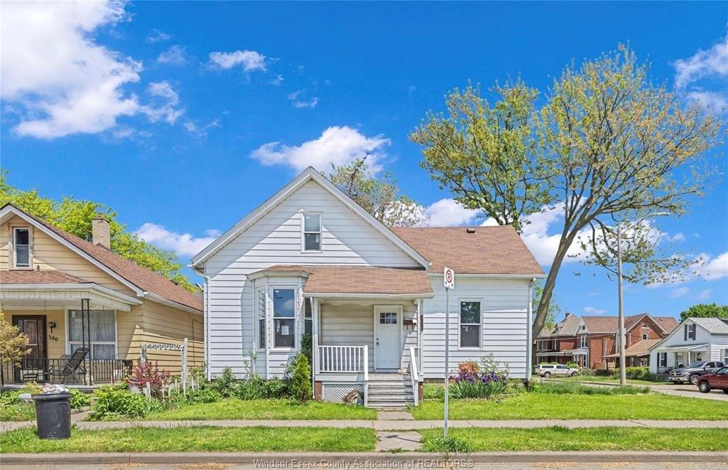 MLS# 26019176: 294 LOUIS Avenue, Windsor, Canada