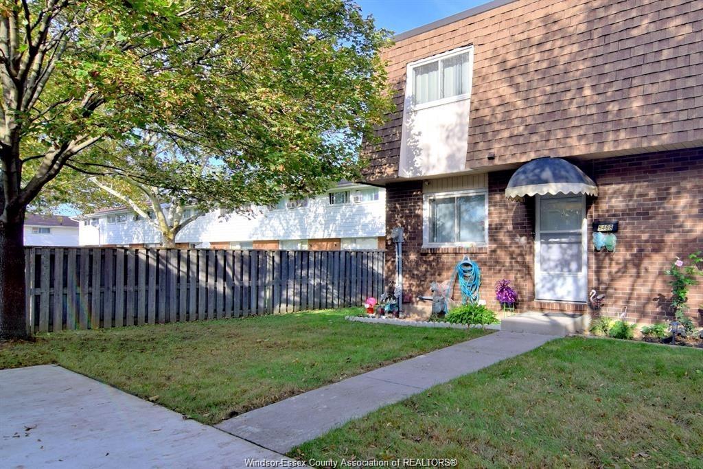 MLS# 26019235: 5468 LASSALINE Avenue, Windsor, Canada