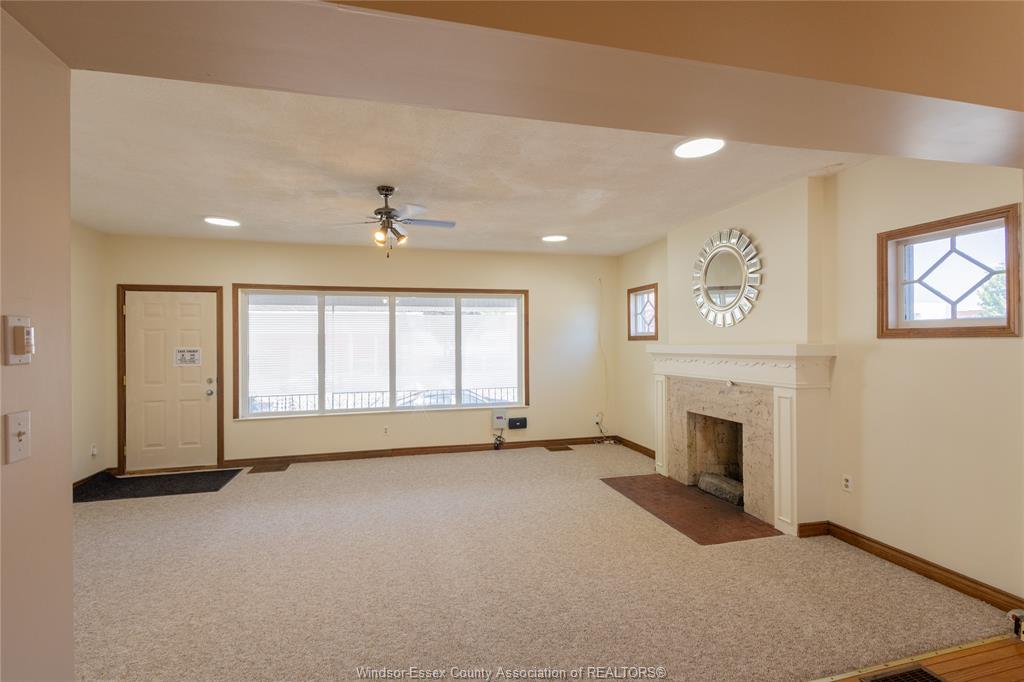 MLS# 26019238: 1069 OUELLETTE Avenue Unit# 1, Windsor, Canada