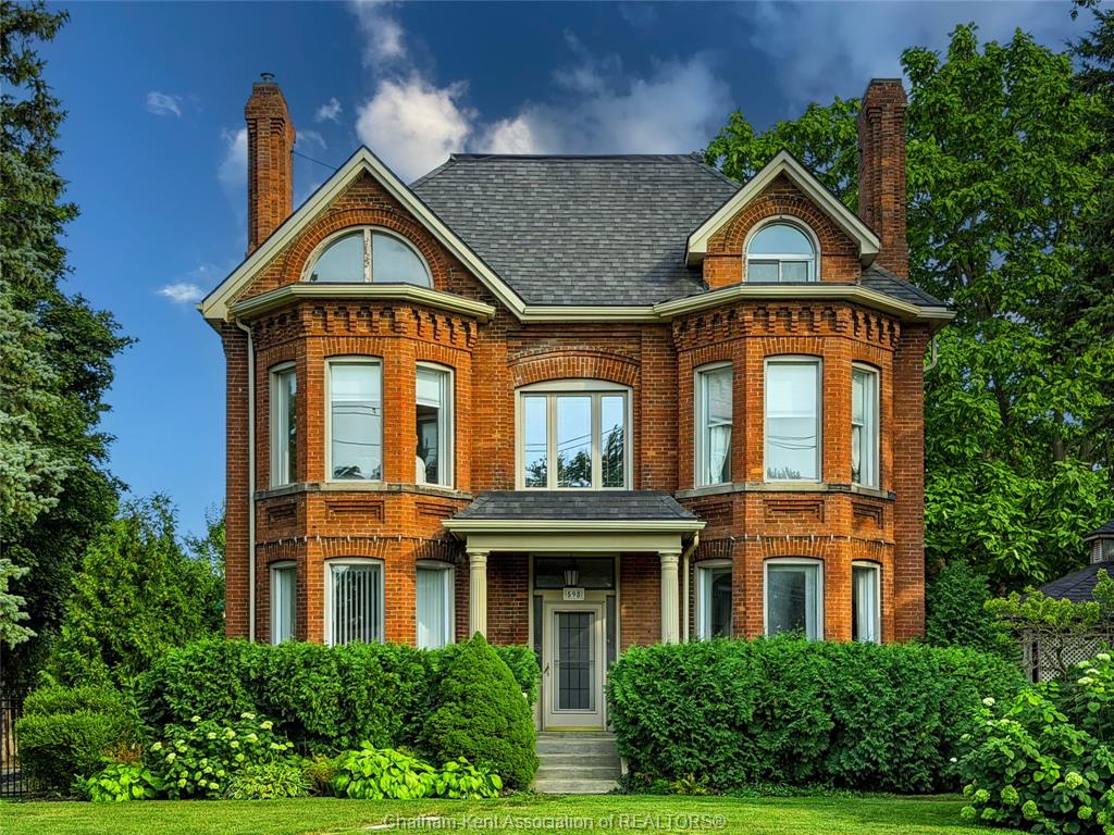 MLS# 26019095: 598 Park Avenue, Chatham, Canada