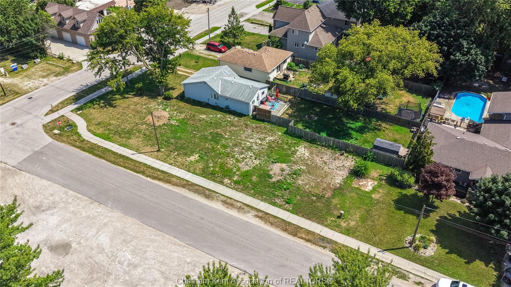 MLS# 26018812: 6415 ST CLAIR Road, Lakeshore, Canada