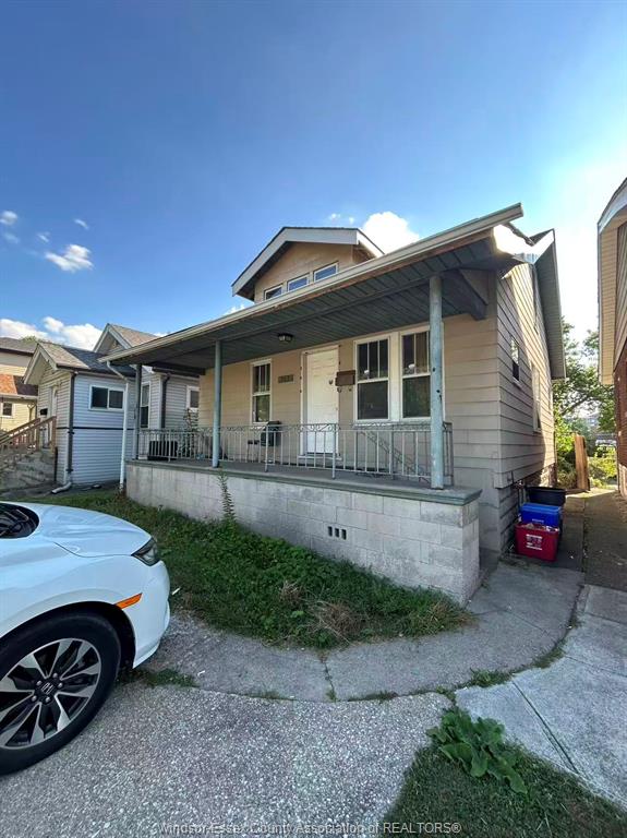 MLS# 26019294: 743 RANDOLPH, Windsor, Canada