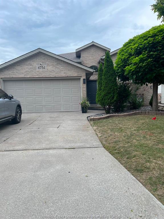 MLS# 26019326: 4751 JULIET Crescent, Windsor, Canada
