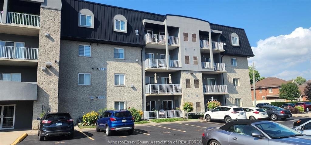 MLS# 26019328: 6055 ELLIS  Unit# 403, LaSalle, Canada