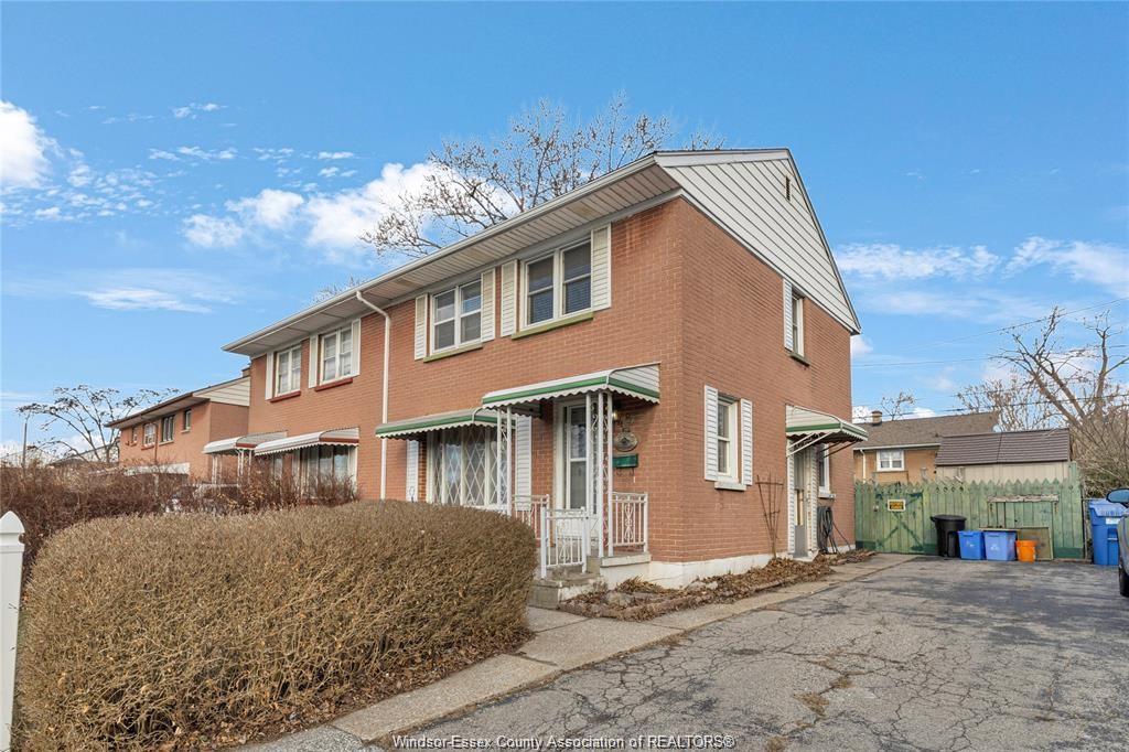 MLS# 26019351: 2148 TECUMSEH Road Unit# LOWER, Windsor, Canada