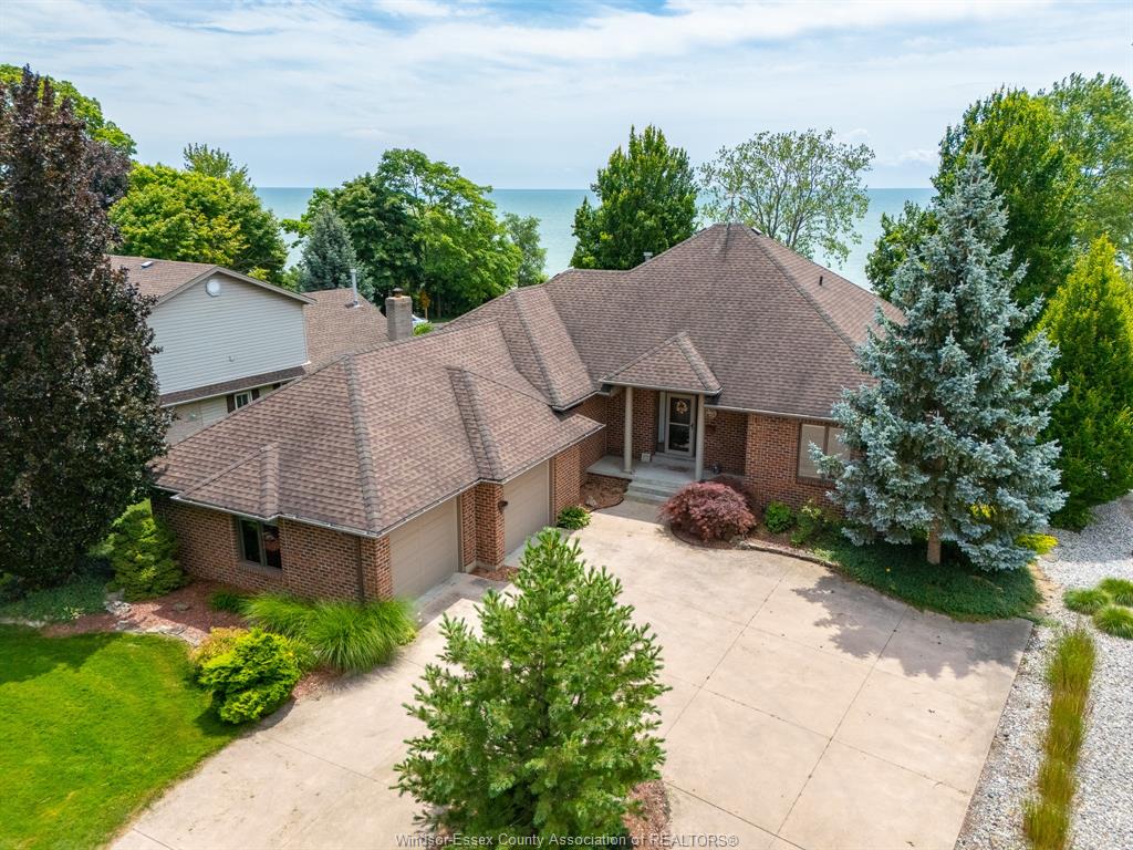 MLS# 26019340: 501 LAKE DRIVE, Kingsville, Canada