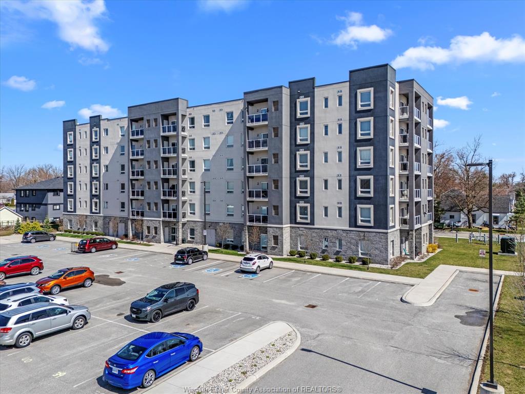 MLS# 26019381: 22 VICTOR Street Unit# 610, Essex, Canada