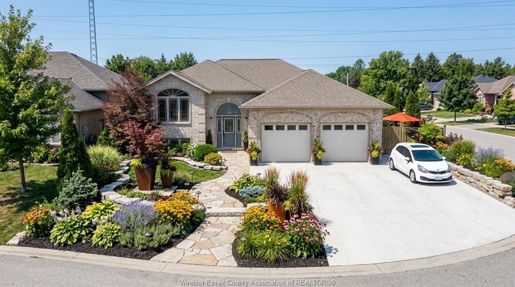 MLS# 26019401: 24 HOMESTEAD Drive, Tilbury, Canada