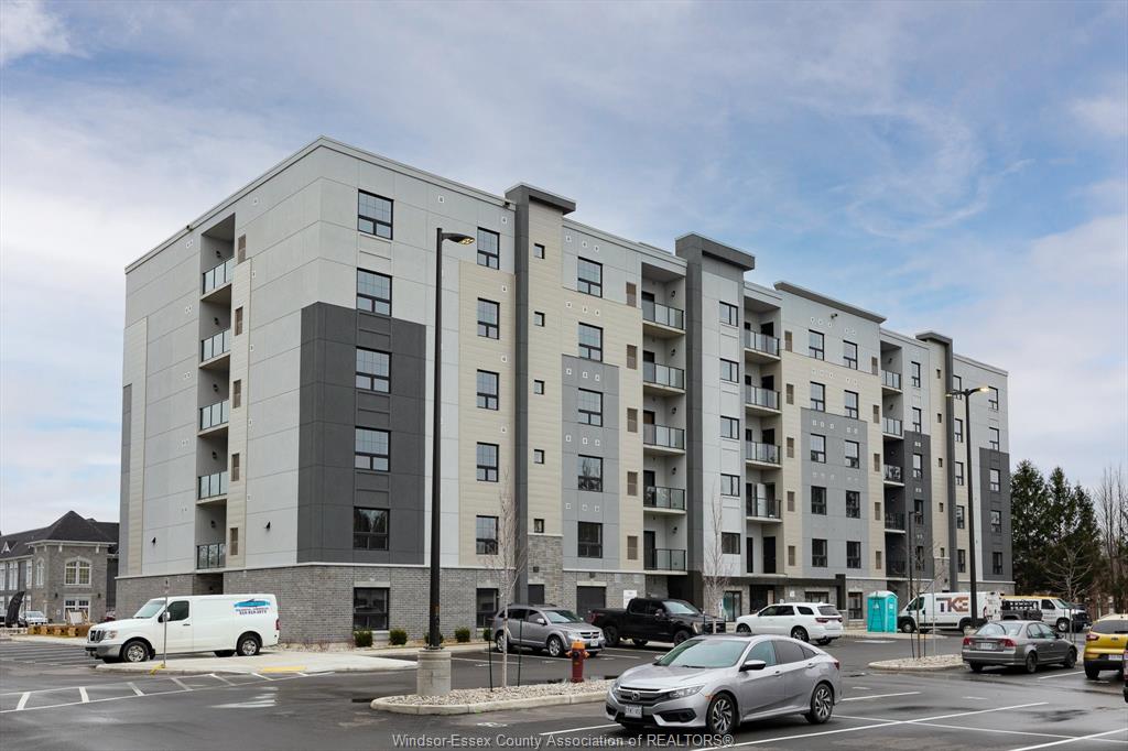 MLS# 26019510: 190 MAIN Street Unit# 401, Kingsville, Canada