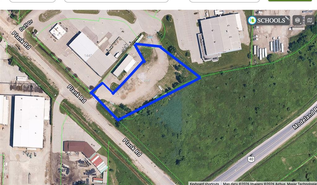 MLS# 26019524: 1444 plank Road, Sarnia, Canada