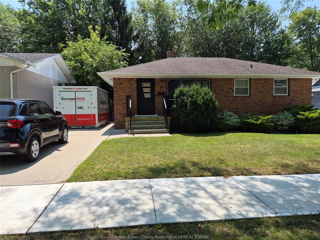 MLS# 26019248: 27 Horwath Avenue, Kingsville, Canada