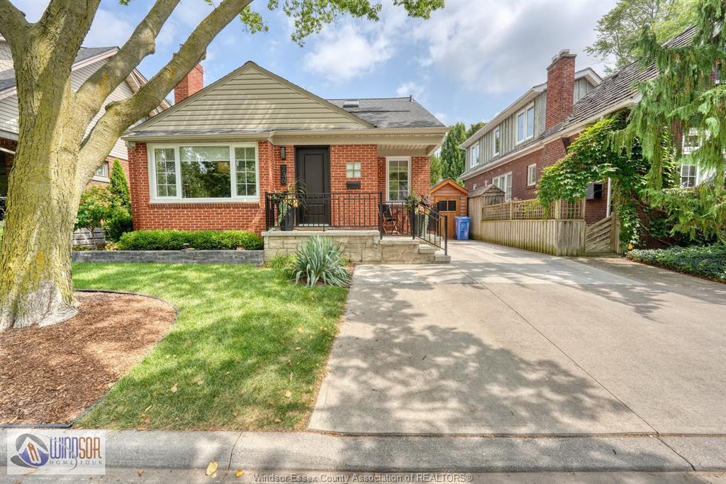 MLS# 26019727: 236 PRADO, Windsor, Canada