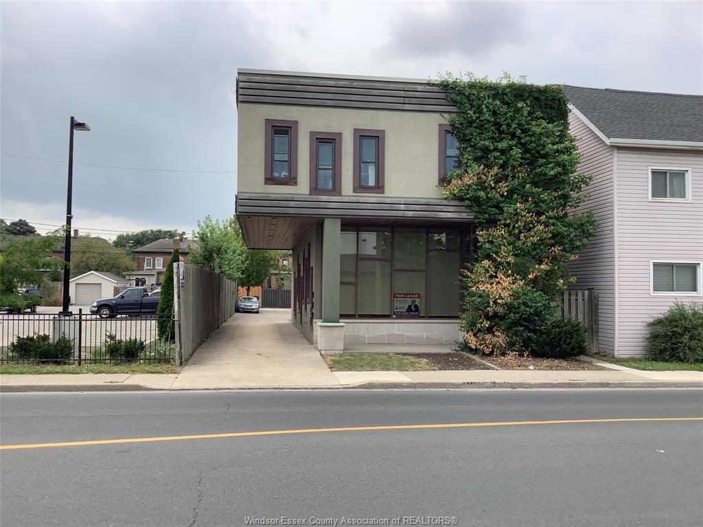 MLS# 26019773: 821 WALKER Road Unit# 101, Windsor, Canada