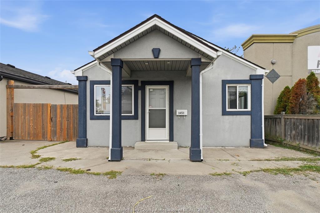 MLS# 26019822: 3453 WALKER Road, Windsor, Canada