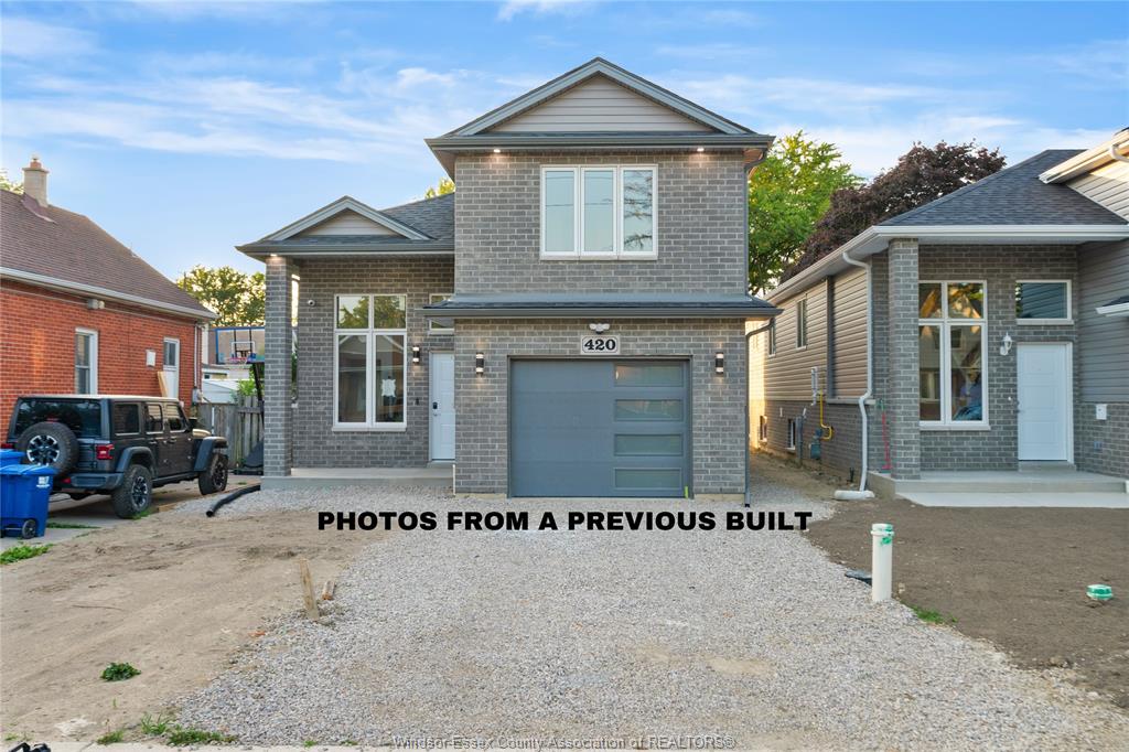 MLS# 26019837: 2267 LOUIS Avenue, Windsor, Canada