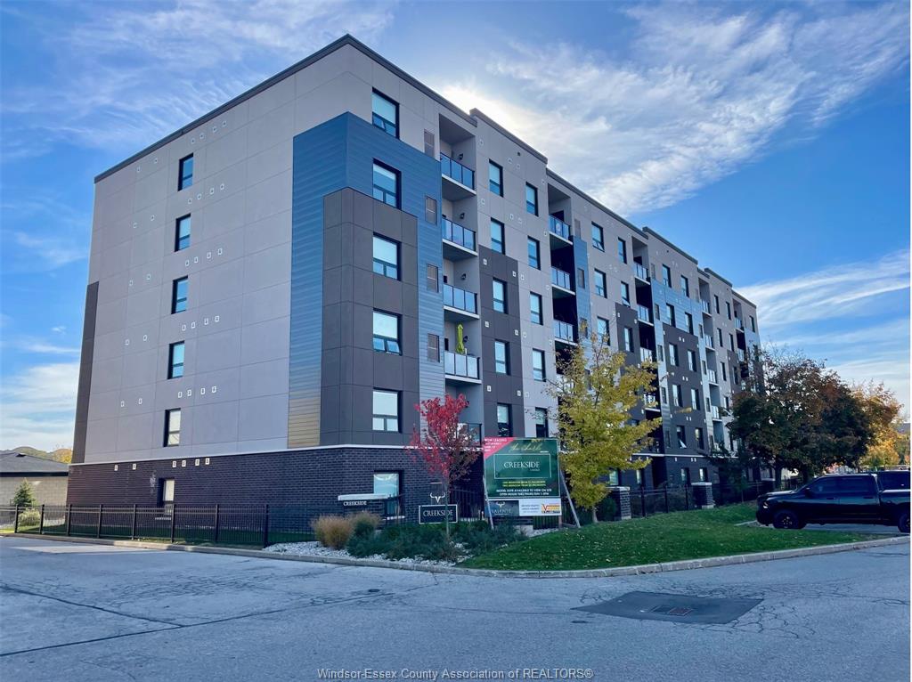 MLS# 26019970: 5865 ELLIS Street Unit# 604, LaSalle, Canada
