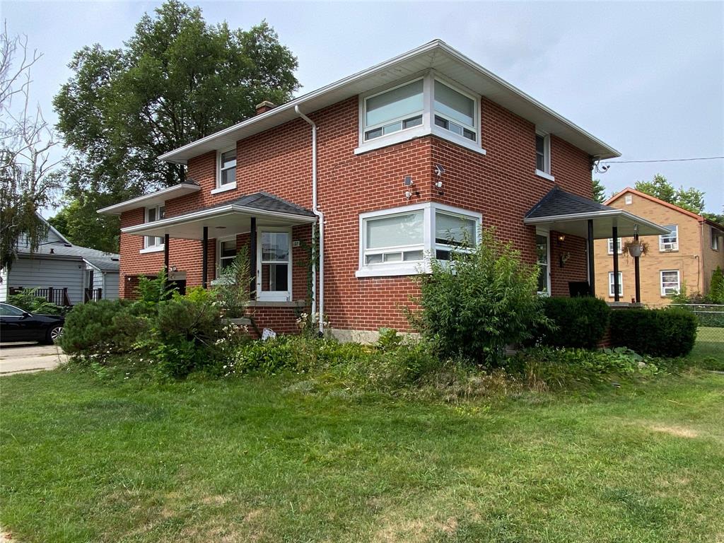 MLS# 26019936: 249 ELGIN Street, Sarnia, Canada