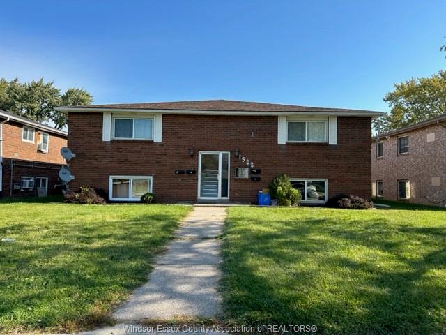 MLS# 26020020: 1322 CALIFORNIA  Unit# 1, Windsor, Canada