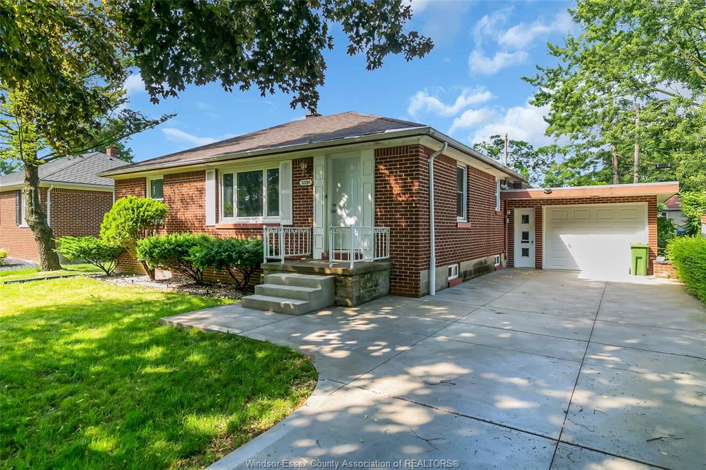 MLS# 26020085: 3331 LONGFELLOW, Windsor, Canada