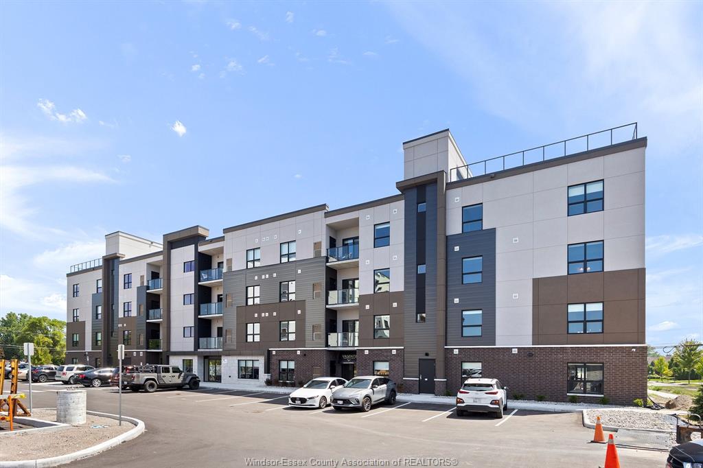 MLS# 26020139: 5885 ELLIS Street Unit# 108, LaSalle, Canada