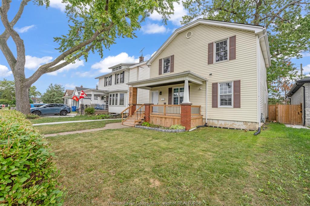 MLS# 26020143: 427 CAMERON, Windsor, Canada