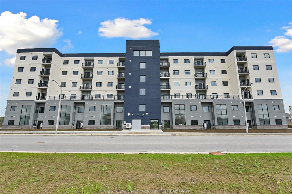 MLS# 26020231: 7333 MEO  Unit# 101, LaSalle, Canada