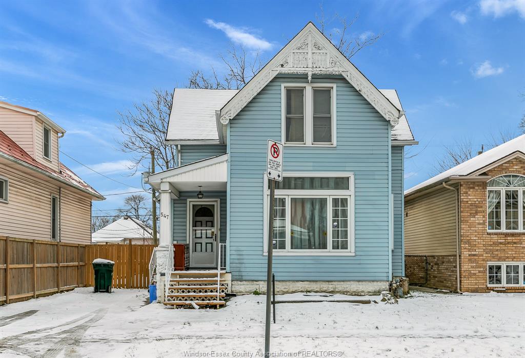 MLS# 26020587: 547 OAK, Windsor, Canada